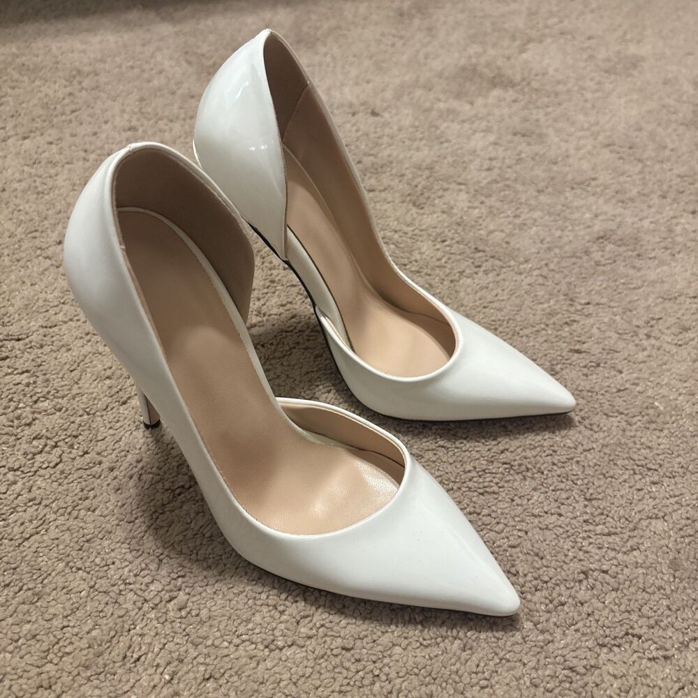 White 4.5" Stiletto High Heel Pointy Toe  Shoes Women Size 5 Barely Worn W/ Box